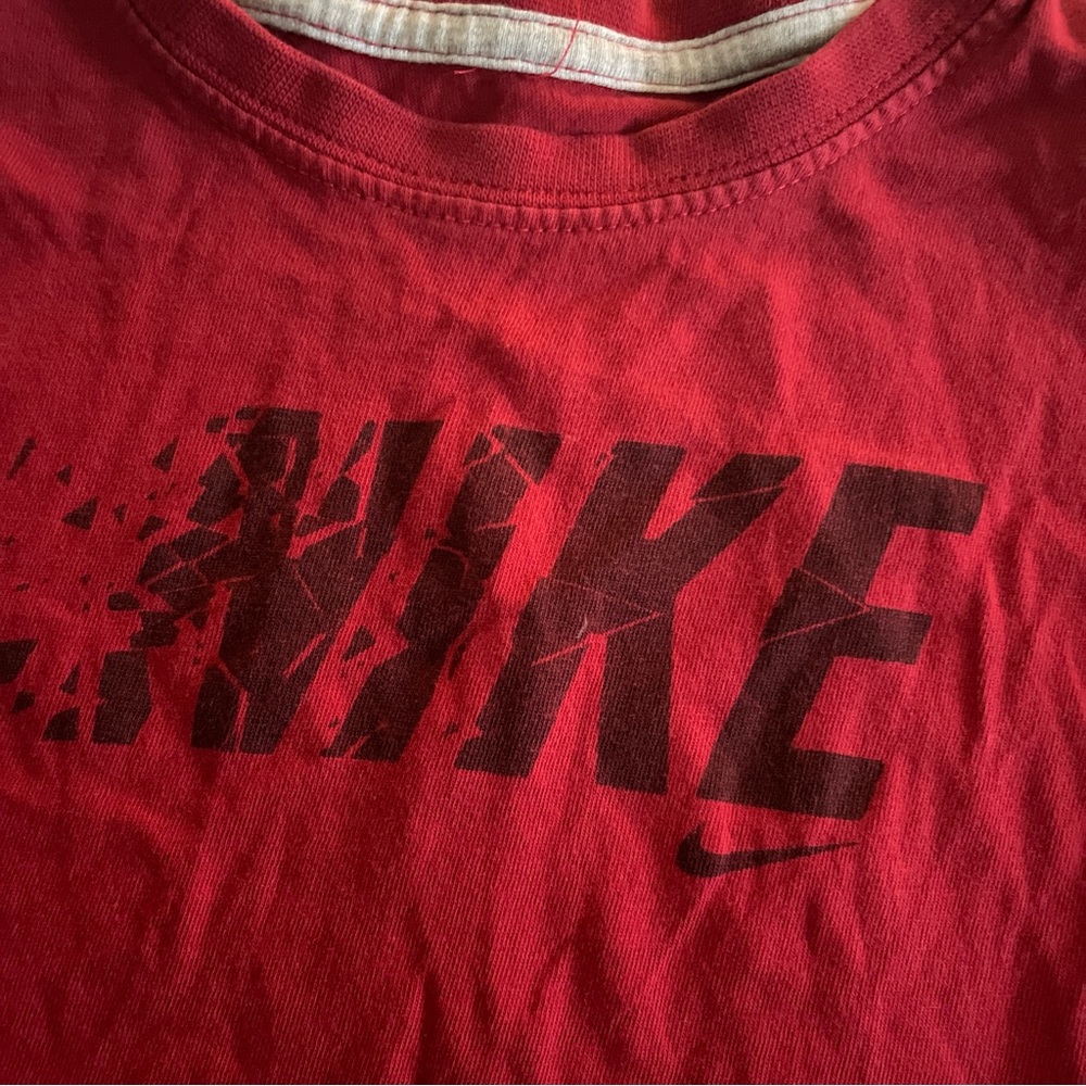 Nike Tee - Picture 3 of 3